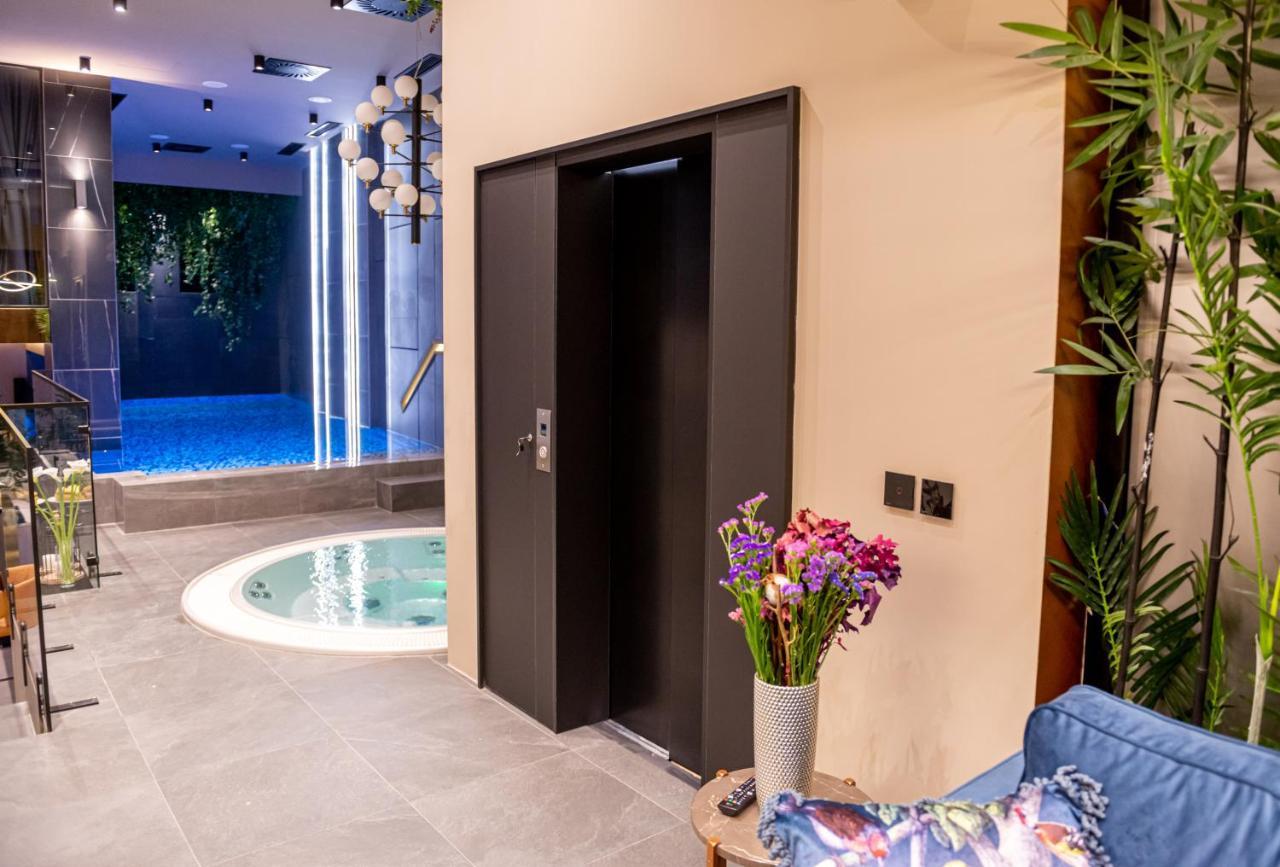 Marconio Wellness Private Pool & Spa - City Center เบลเกรด ภายนอก รูปภาพ