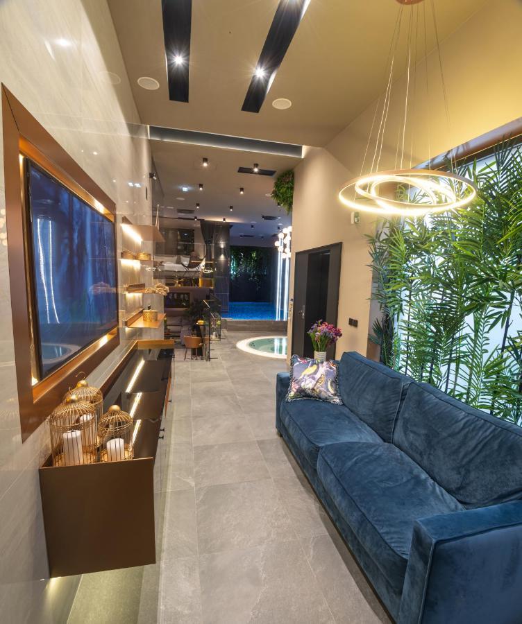Marconio Wellness Private Pool & Spa - City Center เบลเกรด ภายนอก รูปภาพ
